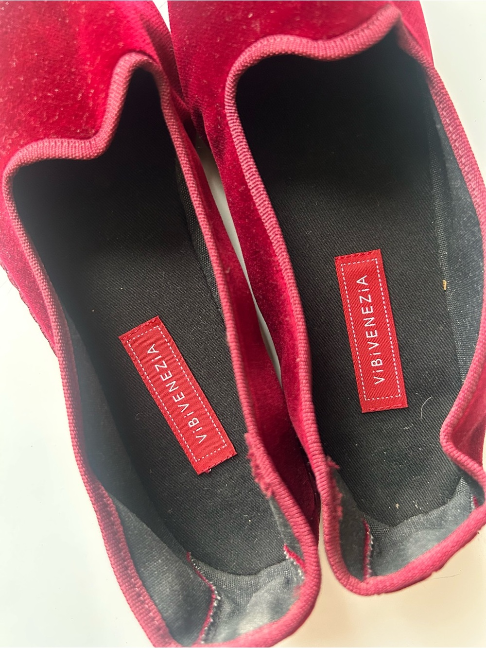 ViBi Venezia Burgundy Velvet Classic Furlane Slippers. - Picture 5 of 6